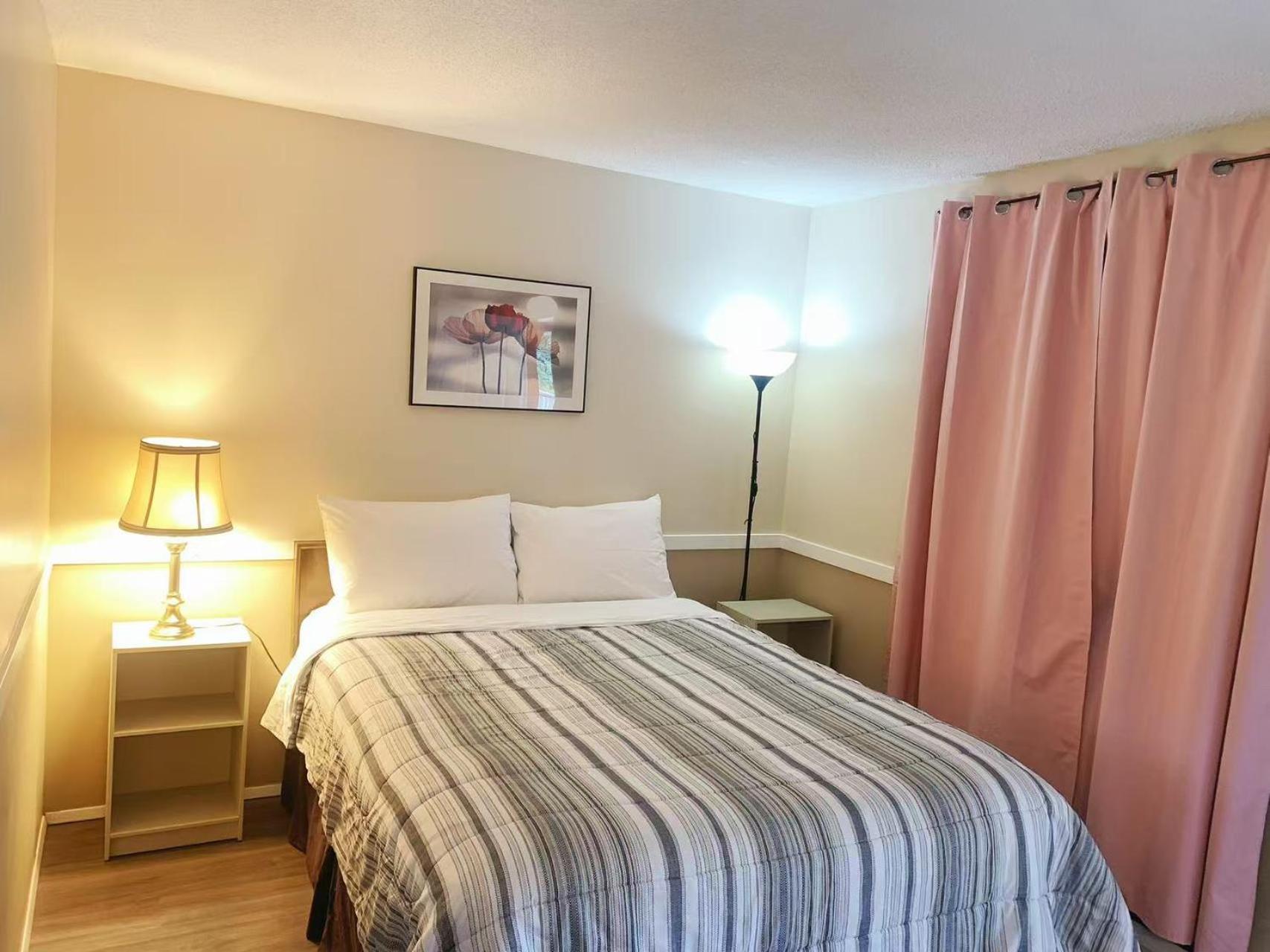 Rivermount Motel Little Fort Luaran gambar