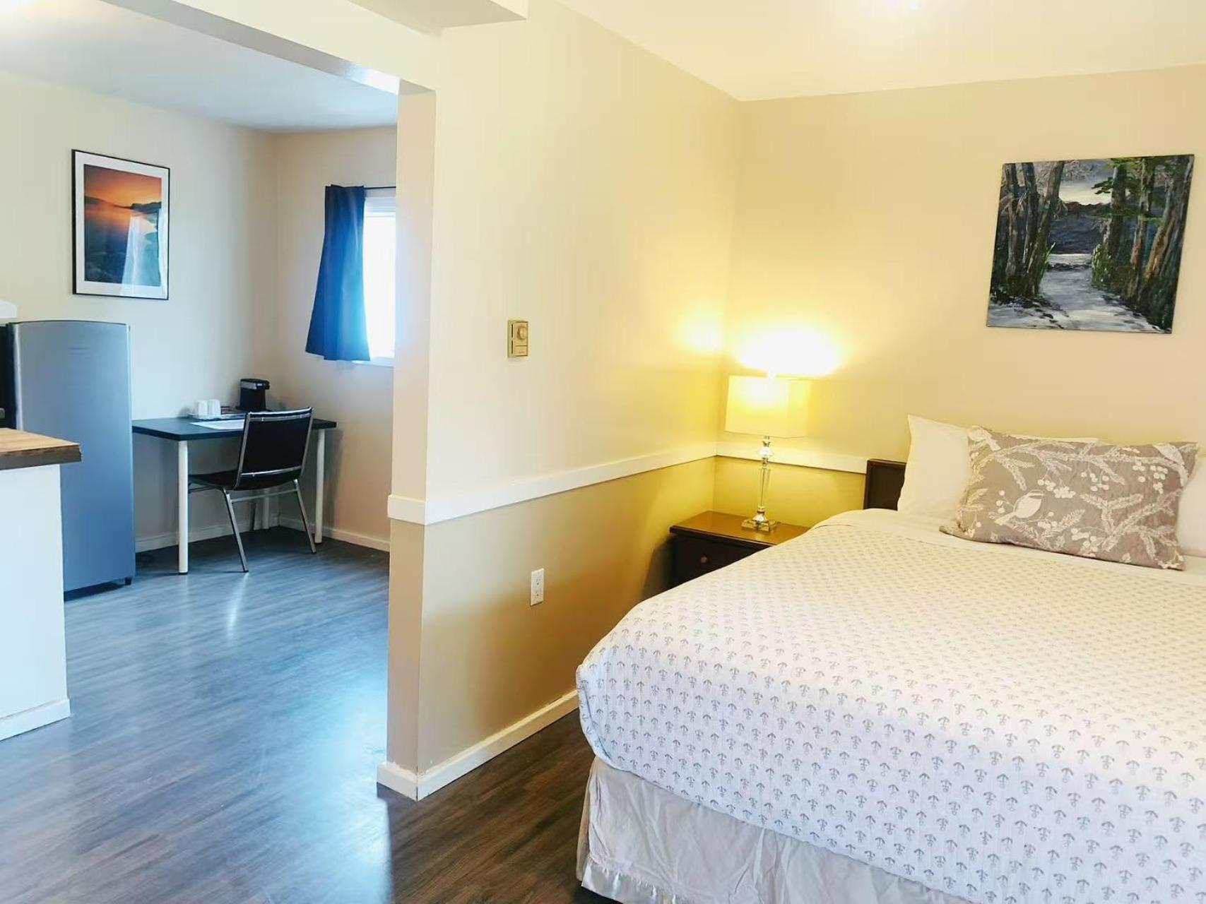Rivermount Motel Little Fort Luaran gambar