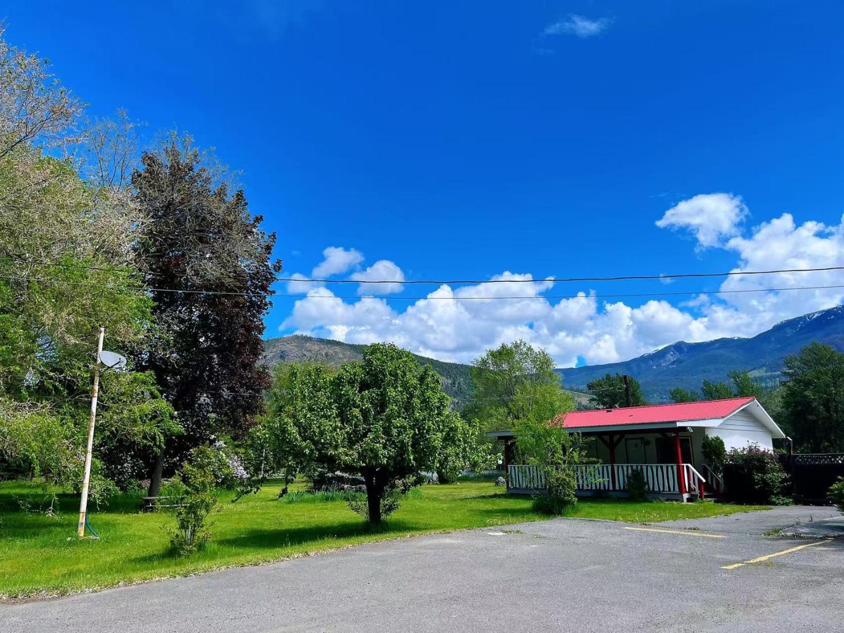 Rivermount Motel Little Fort Luaran gambar