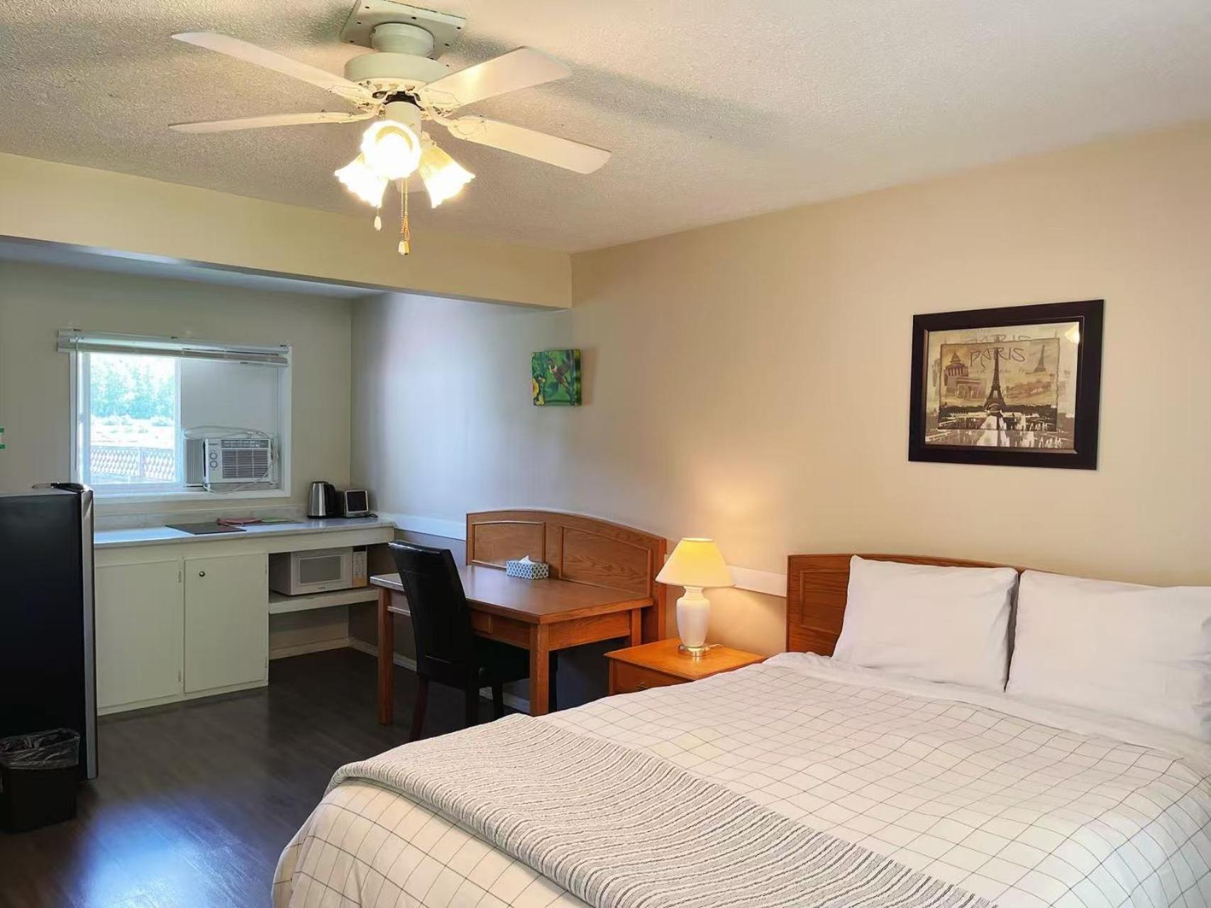 Rivermount Motel Little Fort Luaran gambar